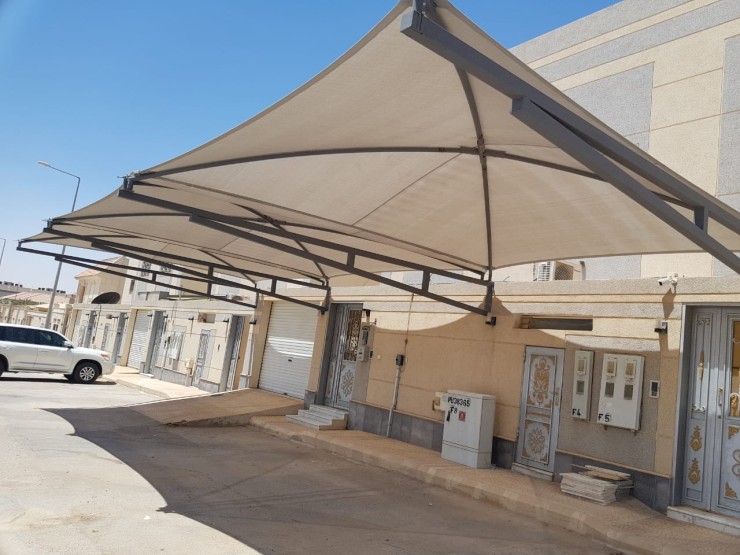 مظلات كابولي