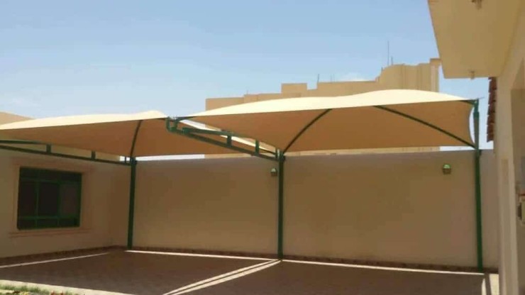 مظلات كابولي