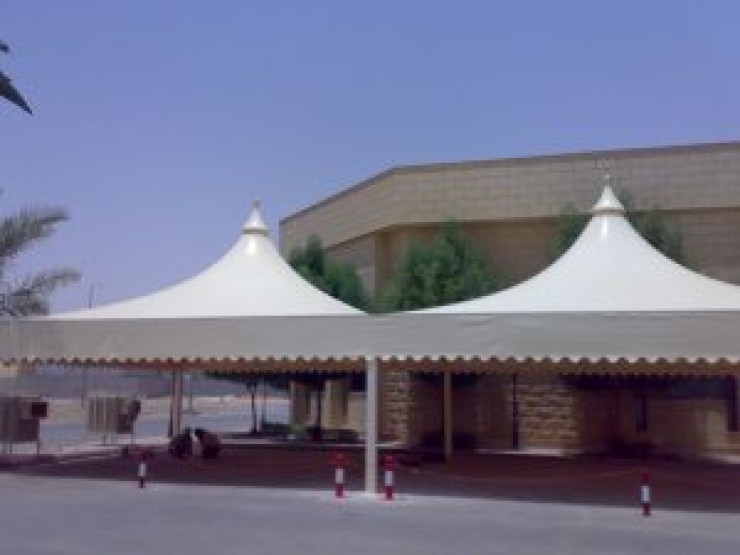 مظلات حدائق