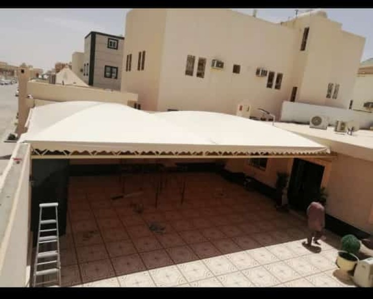 مظلات وسواتر مداخل