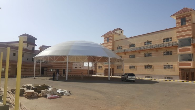 مظلات وسواتر مداخل